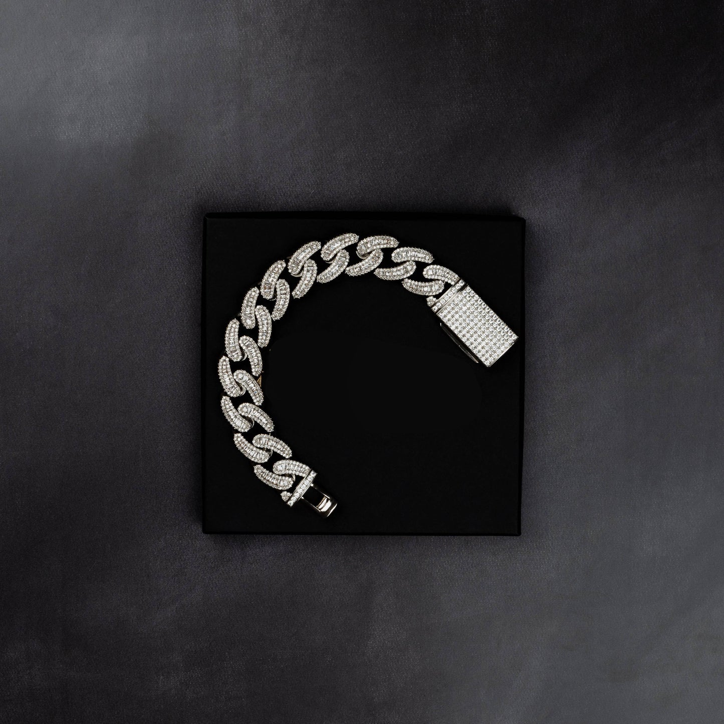 18mm Baguette Bracelet